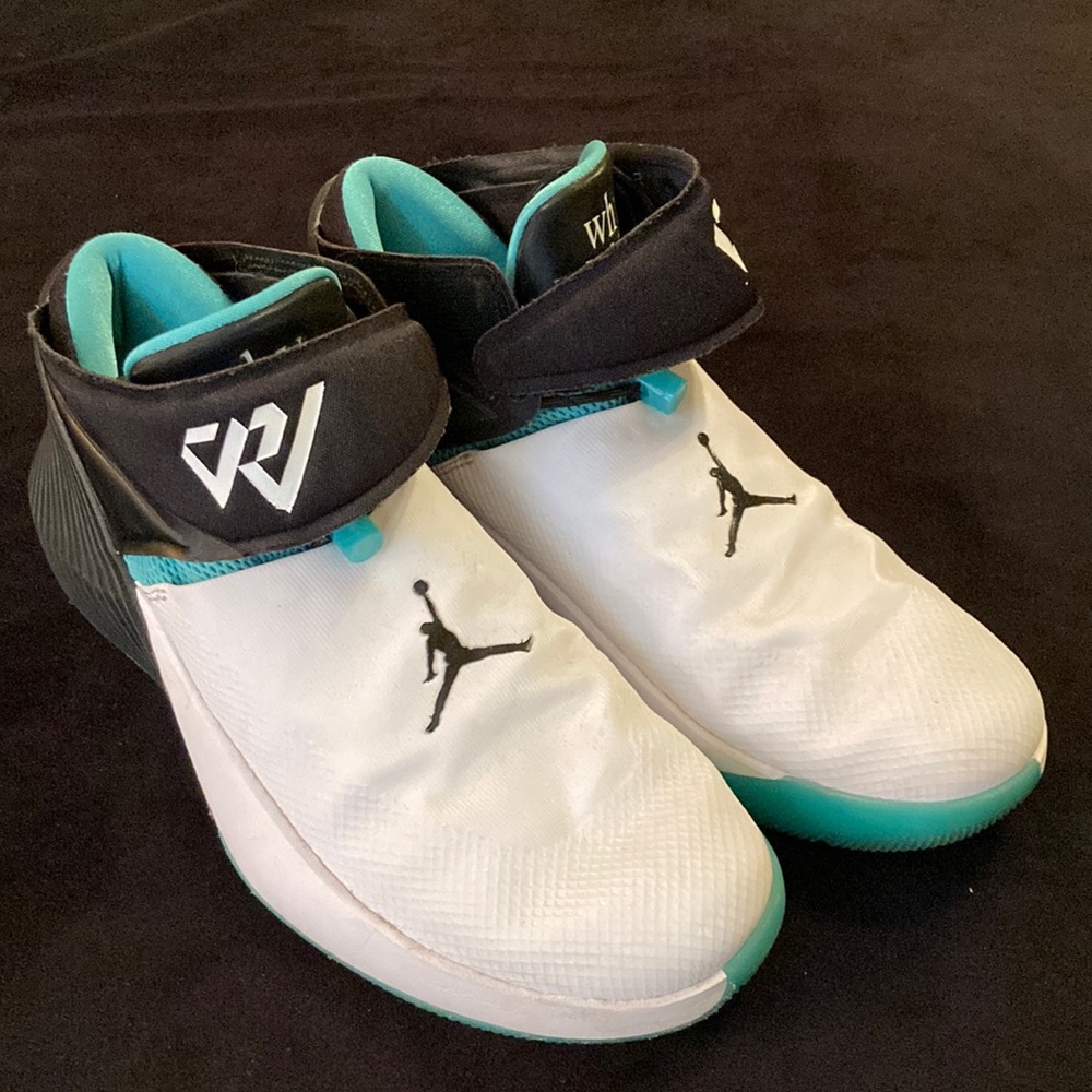 Nike Air Jordan basketball shoes